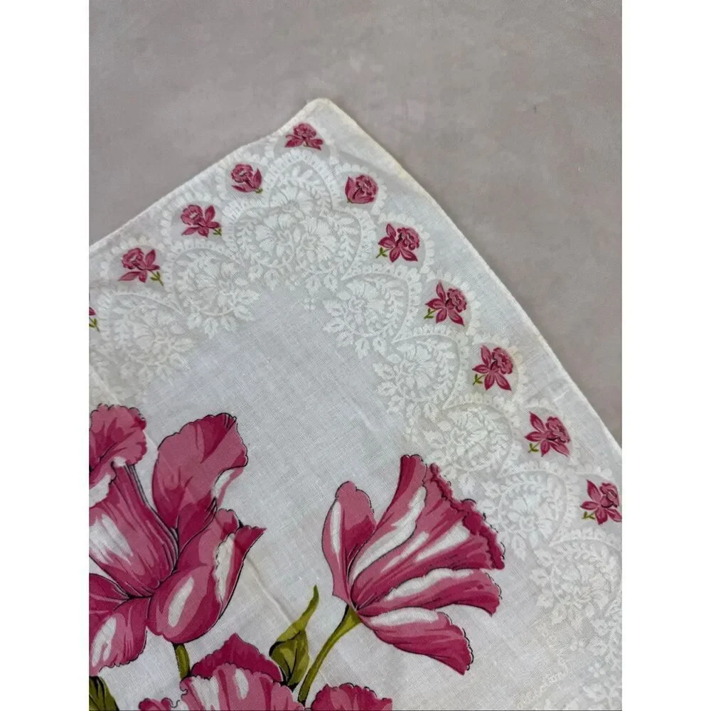 Vintage 1950s Pink Floral Hankie Handkerchief READ